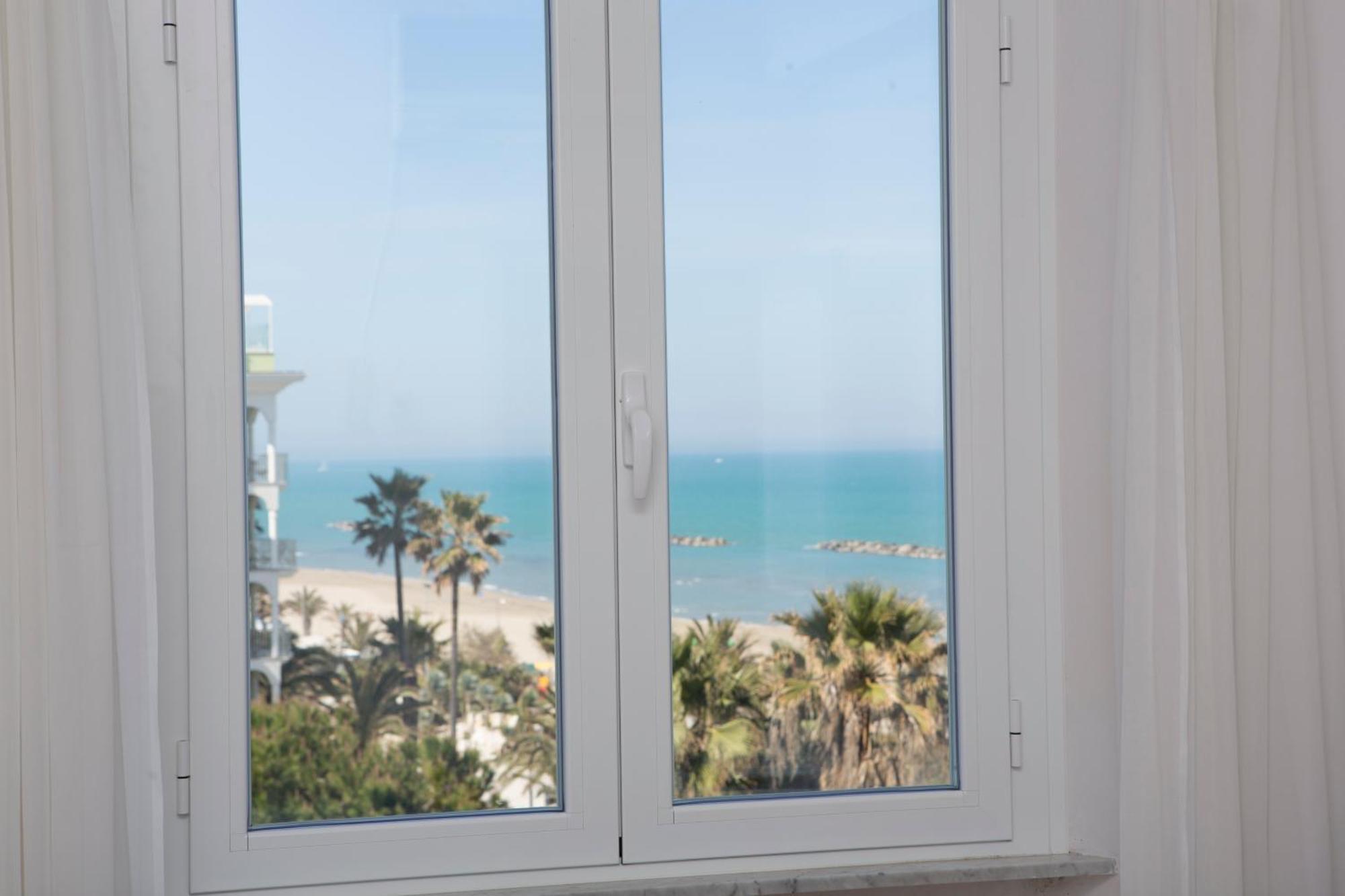 Grand Hotel Excelsior San Benedetto del Tronto Esterno foto