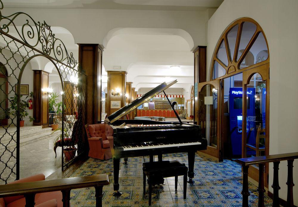 Grand Hotel Excelsior San Benedetto del Tronto Esterno foto