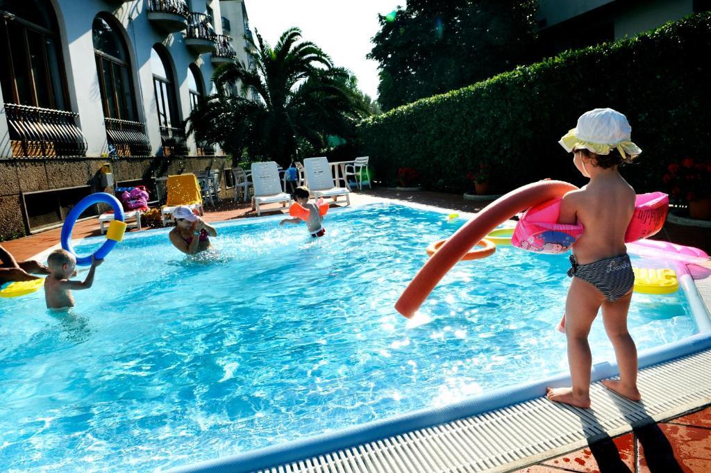 Grand Hotel Excelsior San Benedetto del Tronto Esterno foto
