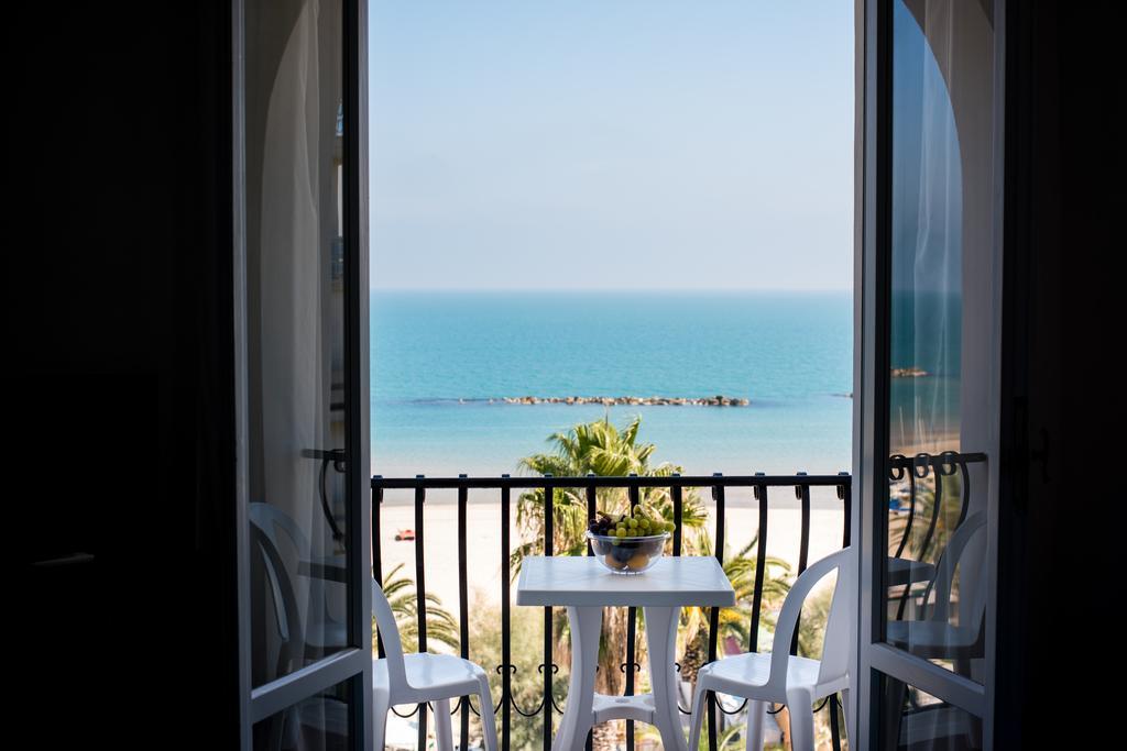 Grand Hotel Excelsior San Benedetto del Tronto Esterno foto