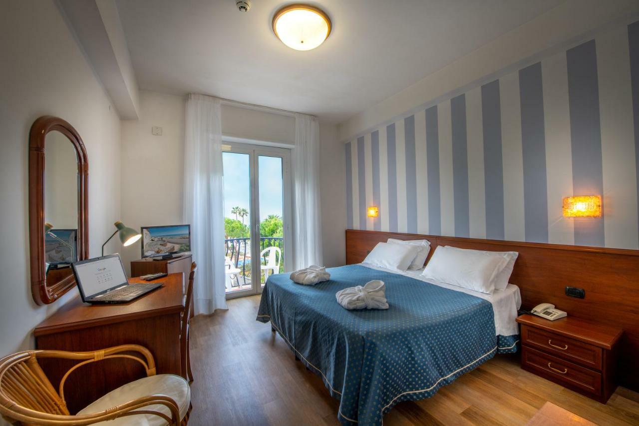 Grand Hotel Excelsior San Benedetto del Tronto Esterno foto