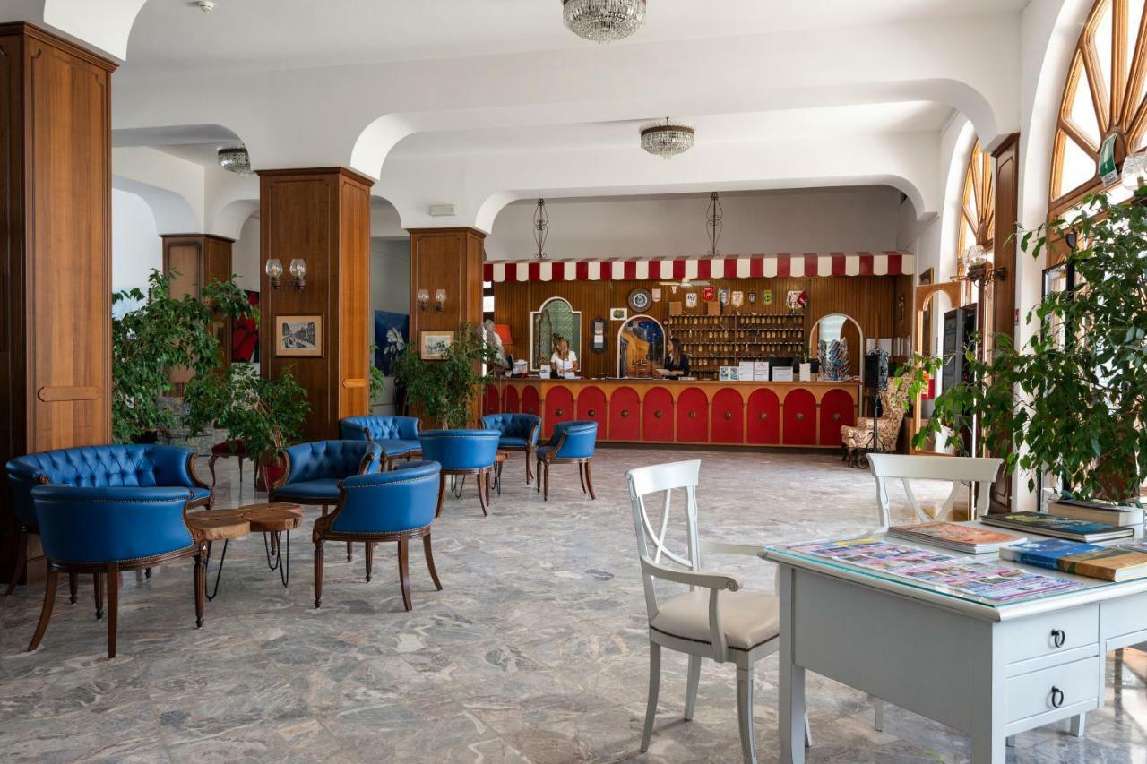 Grand Hotel Excelsior San Benedetto del Tronto Esterno foto