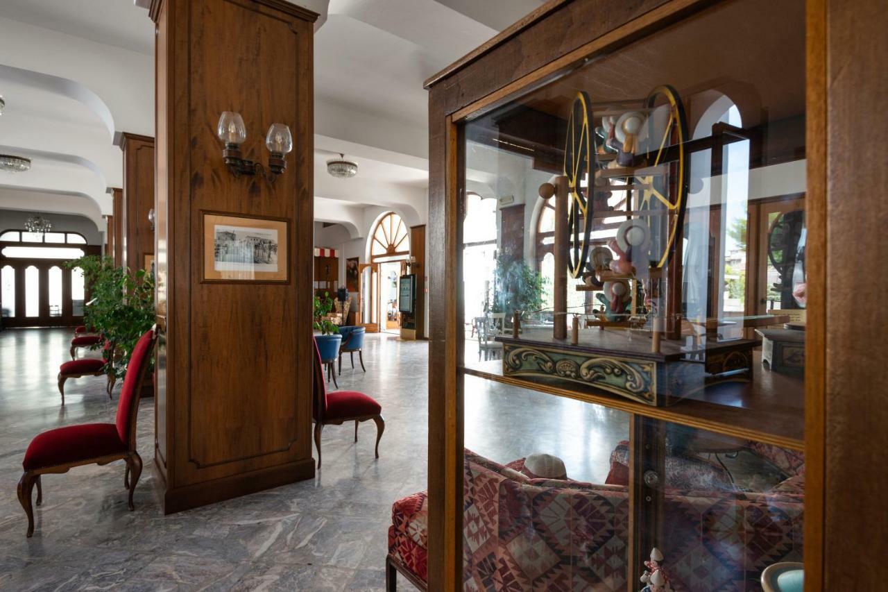 Grand Hotel Excelsior San Benedetto del Tronto Esterno foto