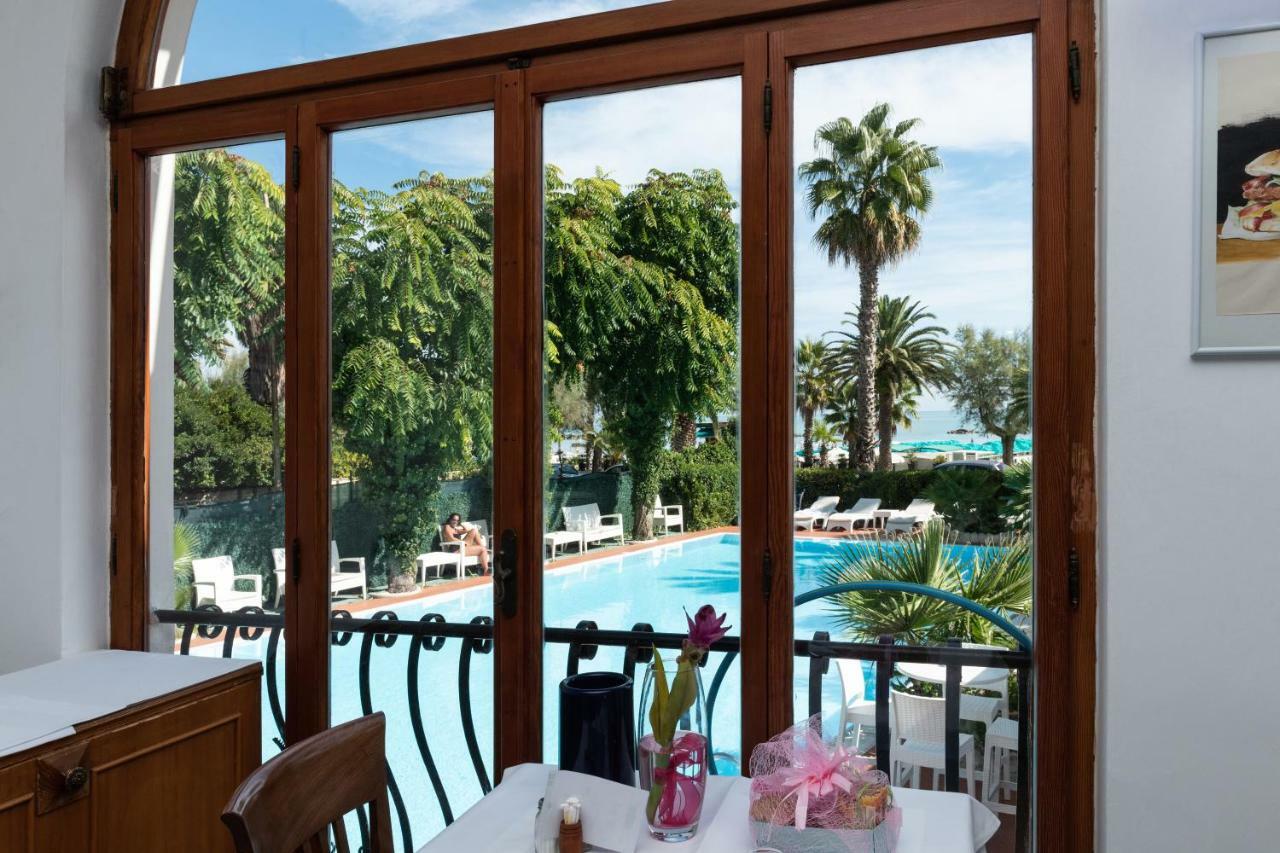 Grand Hotel Excelsior San Benedetto del Tronto Esterno foto