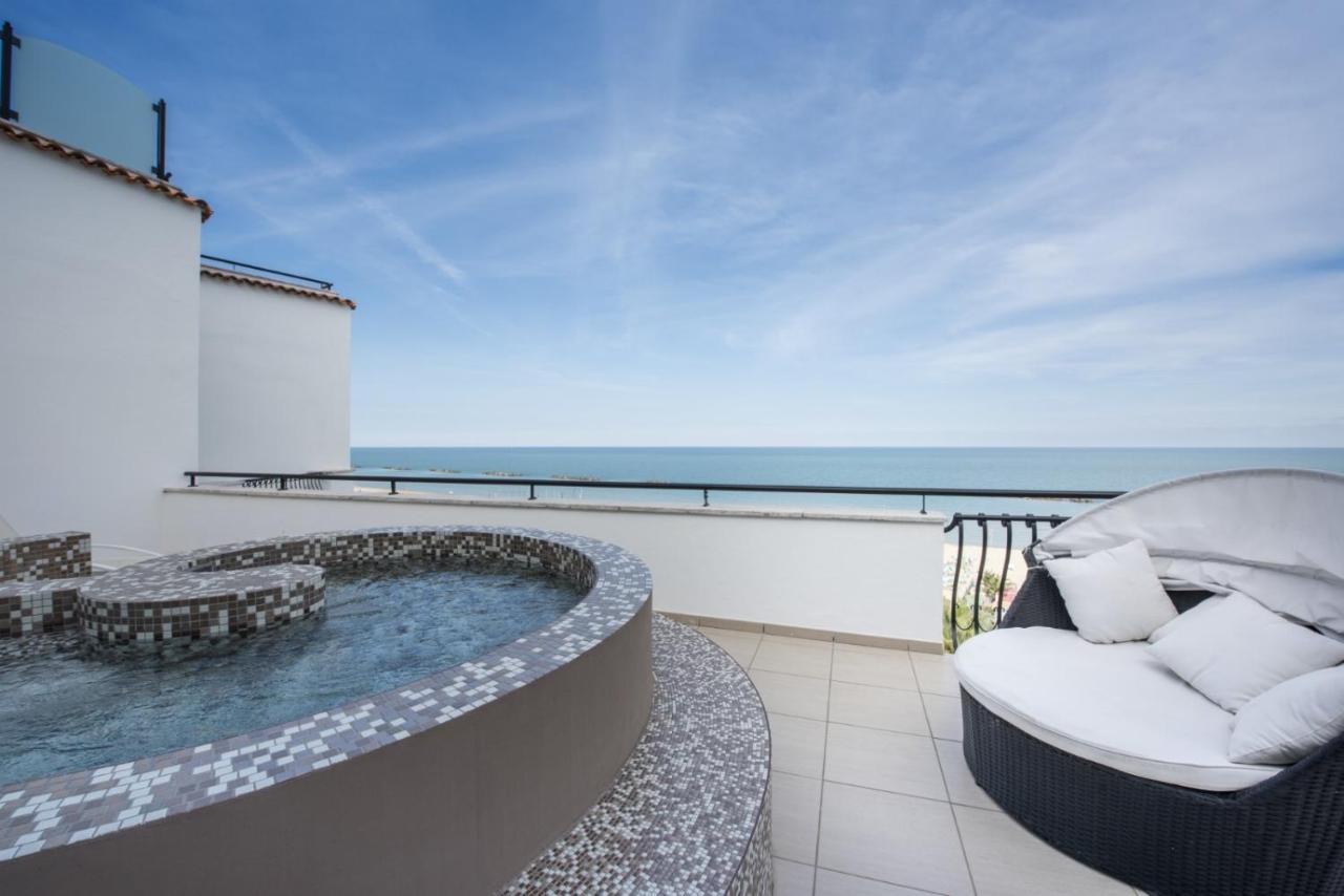Grand Hotel Excelsior San Benedetto del Tronto Esterno foto